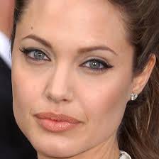 how angelina jolie s blue eyes helped