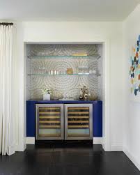 If your home bar is chic and stylish, it won't just function as a bar but it will also boost your room's beauty tenfold. 26 Colorful Home Bar Ideas Fun Designs For Small Home Bars