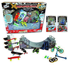 Set up the ramps and obstacles any way you want, and use the included stickers and decals to customise your course. Griptricks Xtrem Shop Big Gift Set Of With Finger Scooter Stunt Finger Skates Roller Bmx Scooter Ramps Want To Know More C Bmx Bmx Scooter Tech Deck