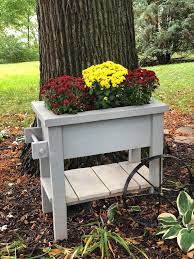 Wagon Wheel Planter