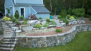 tips to build retaining wall for beauty