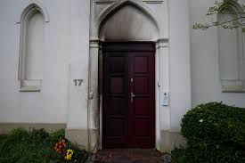Jewish Synagogue Fire Bombed in German ...