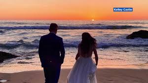 Inspired by the juxtaposition of beautiful colors in the desert. Coronavirus Impact It Was Wonderful We Were 6 Feet Apart Except For When We Kissed Weddings Amid The Covid 19 Crisis Abc7 San Francisco