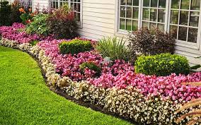 But it can be hard to find edging that complements your style, is affordable and practical. How To Organize Landscaping Borders The Home Depot