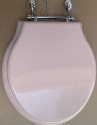 Round Front Wood Toilet Seat In