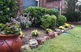 Stone slabs on raised beds are simply perfect in this small front yard landscaping idea. 25 Rock Garden Designs Landscaping Ideas For Front Yard Home And Gardens