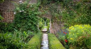 Open Gardens In Britain