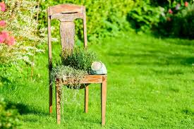 5 easy diy garden decor ideas the