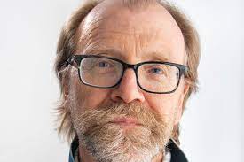 George Saunders Gives a Short-Story Master Class - WSJ