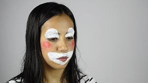 How To Face Paint A Clown With