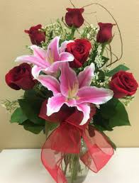 Sep 02, 2021 · valentine's day is a romantic holiday celebrated each year on february 14. Valentine S Day Bouquet Arrangement Of Flowers In Riverside Ca Willow Branch Florist Of Riverside