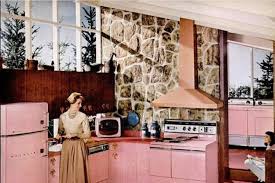 The smeg 50's style range effortlessly combines iconic looks. Brief History Of The Kitchen From The 1950s To 1960s Apartment Therapy