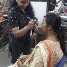 celebrity makeup artists in bangalore