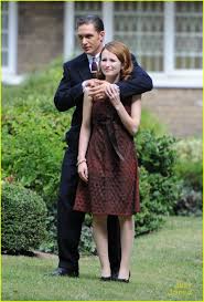 emily browning fights with tom hardy in