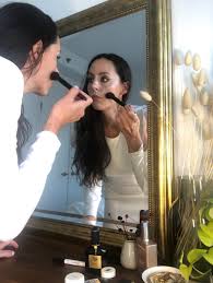 how a pro makeup artist gets ready for
