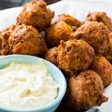 crab hush puppies y southern kitchen