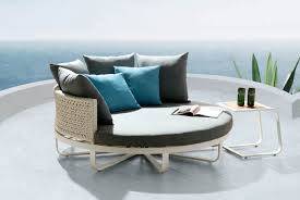 Round Chaise Lounge Daybed