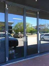 24 Hour Emergency Glass Repair Services