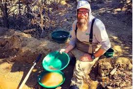 gold panning and prospecting