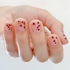 And since valentine's day is coming up, i thought it would be fun to try out a few different designs and ideas and once i started looking for ideas, i kept finding so many cute ideas!! 37 Valentine S Day Nail Art Design Ideas You Ll Love 2021 Glamour