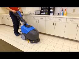 compact auto floor scrubber you