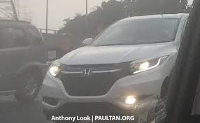 The changes on the outside are subtle. Honda Hr V 2018 Facelift Spied In Malaysia With A Unique Look