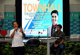 Kementerian belia dan sukan (kbs) sedia bekerjasama dengan semua pihak terutamanya persatuan sukan elektronik malaysia. Town Hall Menteri Belia Dan Sukan Bersama Mahasiswa Belia Dan Persatuan Sukan Ump News