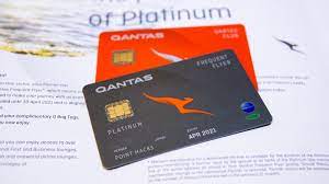 qantas frequent flyer status benefits