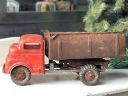 structo toys dump truck towmato rust