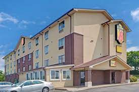 Super 8 by Wyndham Nashville Dntn Opryland Area | Nashville, TN Hotels