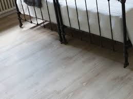 self adhesive ultra thin vinyl floor