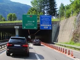 Hier sehen sie, ob es aktuell stau vor dem gotthard oder im gotthardtunnel gibt. 20 Fakten Zum Gotthard Basistunnel