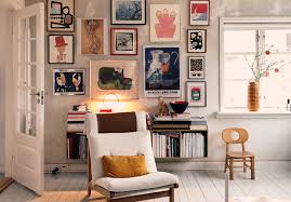 Wall of frames ~ using thrift store finds you can create a gallery wall with empty frames in various sizes. 9 Ways To Layout Your Gallery Wall Collective Gen