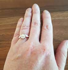 Some people choose to let their claddagh act as their engagement ring. How To Wear The Claddagh Ring Complete Guide Tracy Gilbert Designs