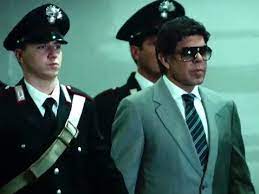The main character of the film is a man named tommaso buscetta, played by pierfrancesco favino. Buscetta Secondo Bellocchio Favino Prodigioso E Spunta Andreotti In Mutande Cinemonitor