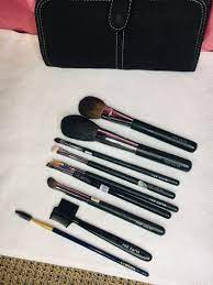 red earth make up bruch set beauty