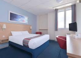 hotel travelodge rugby dunchurch 3