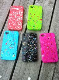 How to decorate your phone covers inspired by christmas and winter! Iphone Cases Decorated With Nailpolish Easy And Fun Cell Phone Cases Diy Diy Phone Case Diy Iphone Case