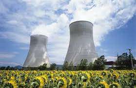 Nuclear energy basically comes in two flavors as we know it: Nuclear Energy Open Source Learning