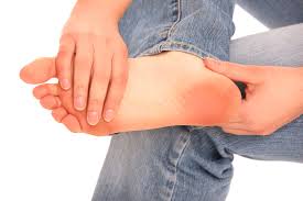 When you place a large amount of stress on your achilles tendon too quickly, it can become inflamed from tiny tears that occur during the activity. Tendonitis Vs Achilles Tendon Tear Dr Verville