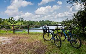 8 scenic cycling routes in singapore to