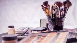 cost to learn makeup courses