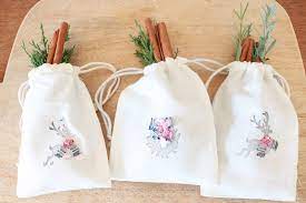 farmhouse christmas muslin gift bags