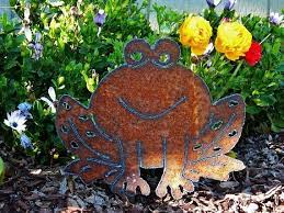 Smiling Frog Hand Cut Plasma Metal