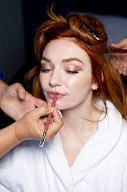 eleanor tomlinson shares her red carpet