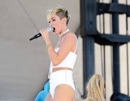 Miley Cyrus Wrecking Ball Singers Chart Reign Set To End