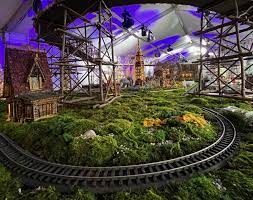 holiday train show