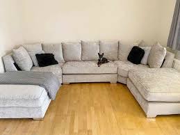 verona chesterfield sofa