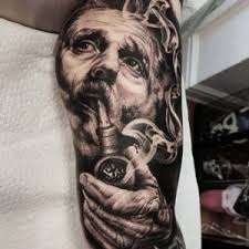 Tattoo compris Images?q=tbn:ANd9GcTFiaoBQSoPwcRuZCH1SqPRDrZB_6FNlgUVD3jJZaJuRZAIUf3_