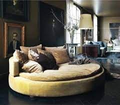 round couch chair would love to have